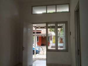 Rumah Murah dekat Mall Ciputra Tangerang lokasi di Tangerang Kab., tersedia melalui melalui situs Olx