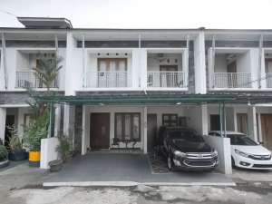 Rumah SHM 6 Menit ke Gerbang Tol Pondok Kelapa 2 Dibantu KPR J-51054 lokasi di Bekasi Kota, tersedia melalui melalui situs Olx