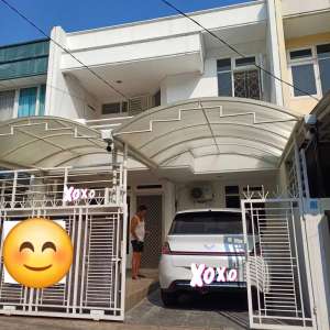 Rumah Siap Huni Baru Renovasi Taman Aries Luas 165sqm Jual Cepat lokasi di Jakarta Barat, tersedia melalui melalui situs Olx