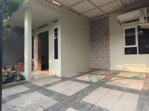 Rumah siap huni di kalisari Pasar Rebo jakarta timur lokasi di Jakarta Timur, tersedia melalui melalui situs Olx