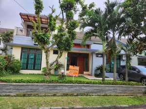 Rumah Villa Hook 2 Lantai di Bogor Nirwana Residence BNR Suasana Sejuk View Gunung Furnish lokasi di Bogor Kab., tersedia melalui melalui situs Olx