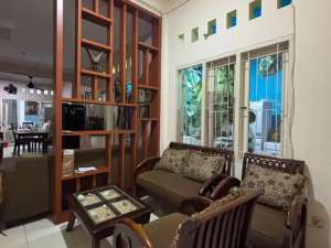Rumah Villa Melati Mas, Serpong, Tangerang Selatan lokasi di Tangerang Kota, tersedia melalui melalui situs Olx