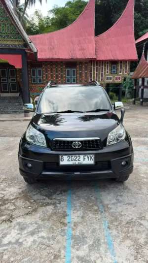 Jual bekas Rush TRD Sportivo,lokasi di Solok Kab.