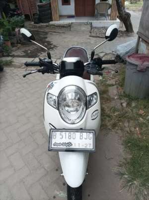 Jual bekas Scoopy 2018 donat,lokasi di Tangerang Kota