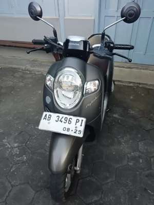 Jual bekas Scoopy 2019 abu doff,lokasi di Yogyakarta Kota