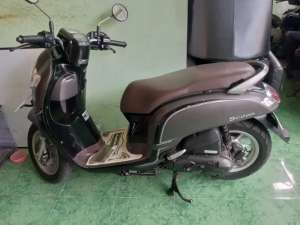 Jual bekas Scoopy Stylish 2018,lokasi di Surabaya Kota