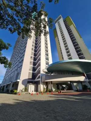 Sewa Apartemen Royal Makassar lokasi di Makassar Kota, tersedia melalui melalui situs Olx