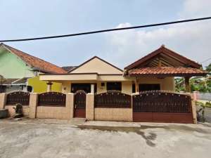 SOLD OUT Disewakan Rumah Sangat LUAS MURAH, Baru RENOVASI Tangerang lokasi di Tangerang Kota, tersedia melalui melalui situs Olx