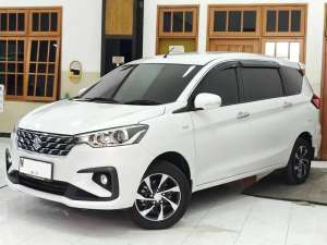 Jual bekas SptBaru New Ertiga 2025 GX Automatic Hybrid EV AT Putih 2021 Full Ori,lokasi di Sidoarjo  Kab.