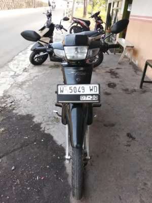 Jual bekas Supra tahun 2000 taat,lokasi di Malang Kab.