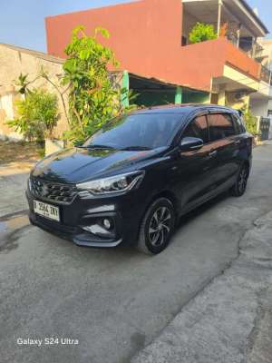 Jual bekas Suzuki Ertiga 2022 Hybrid,lokasi di Bekasi Kota