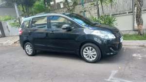 Jual bekas suzuki ertiga GL 2015,lokasi di Jember Kab.