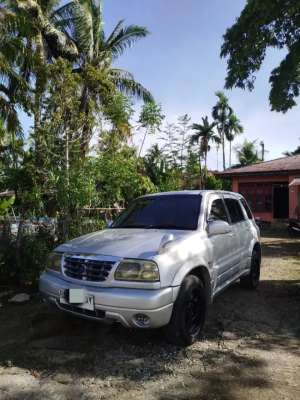 Jual bekas Suzuki escudo 2.0,lokasi di Padang Kota