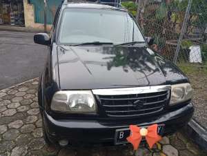 Jual bekas Suzuki Escudo 2.0Manual 2002,lokasi di Jakarta Selatan