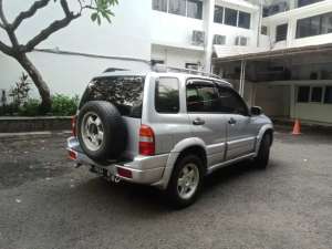 Jual bekas Suzuki Grand Escudo 2.0 Th.2001,lokasi di Jakarta Pusat