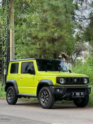 Jual bekas SUZUKI JIMNY 4X4 3 PINTU AT MATIC,lokasi di Serang Kota