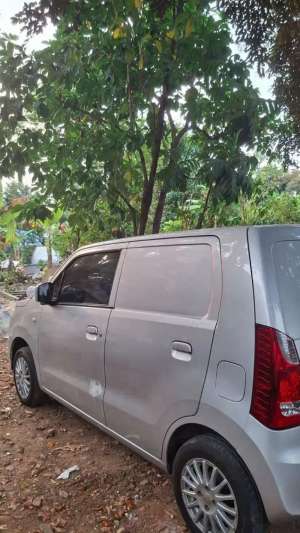 Jual bekas Suzuki Karimun Wagon R 2020 Bensin,lokasi di Jakarta Timur