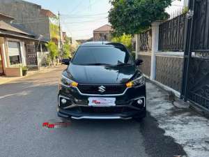 Jual bekas Suzuki New Ertiga Cruise Hybrid 1.5 AT 2024 Hitam,lokasi di Jakarta Timur