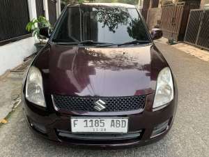 Jual bekas Suzuki Swift 2011 Bensin,lokasi di Bogor Kota