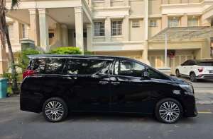 Jual bekas Toyota Alphard 2018 Bensin,lokasi di Jakarta Timur