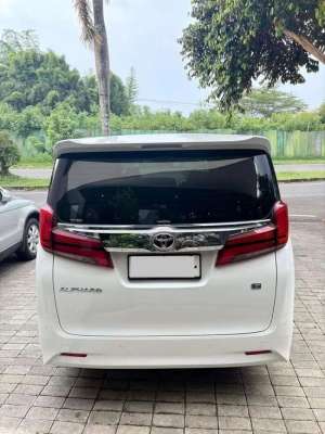 Jual bekas Toyota Alphard 2018 Bensin,lokasi di Malang Kota