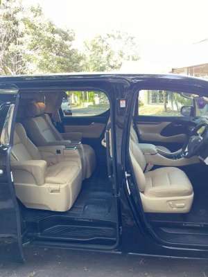 Jual bekas Toyota Alphard 2019 Bensin,lokasi di Surabaya Kota