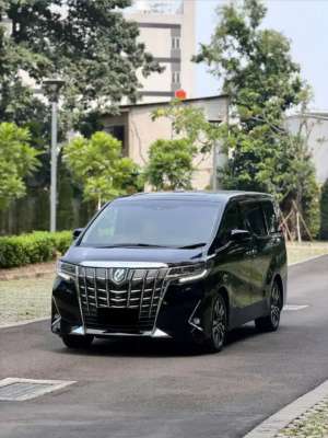 Jual bekas Toyota Alphard G Tss,lokasi di Jakarta Pusat