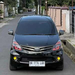 Jual bekas Toyota Avanza G 1.3 Matic 2013,lokasi di Medan Kota