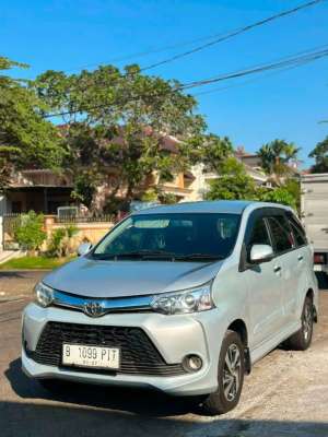 Jual bekas Toyota Avanza Matic 2017,lokasi di Kediri Kota