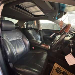 Jual bekas Toyota Camry 2010 3.5Q,lokasi di Surabaya Kota