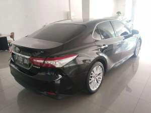 Jual bekas Toyota Camry 2021 Hybrid,lokasi di Jakarta Barat