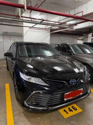 Jual bekas Toyota Camry 2022 Hybrid,lokasi di Tangerang Selatan Kota