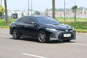 Jual bekas Toyota Camry 2.5V 2023,lokasi di Tangerang Kota