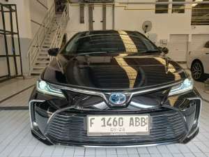 Jual bekas Toyota Corolla Altis Hybrid 1.8 AT 2022,lokasi di Bogor Kota