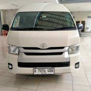 Jual bekas TOYOTA HIACE COMMUTER 2.5 MT 2021,lokasi di Bekasi Kota