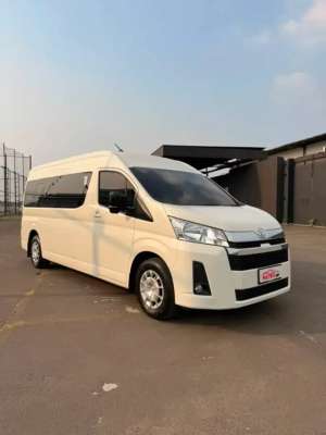 Jual bekas Toyota hiace Hiace Hiace solar,lokasi di Jakarta Utara