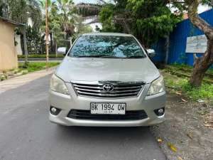 Jual bekas Toyota Innova 2,5 Diesel G Manual 2013,2012,2014,lokasi di Medan Kota