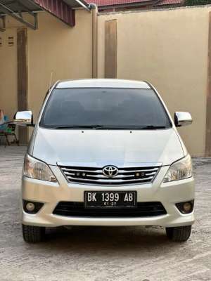 Jual bekas Toyota innova 2.5 G manual Diesel 2013,lokasi di Medan Kota