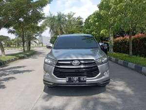 Jual bekas Toyota innova reborn matic 2016 dp 15 jt,lokasi di Bandung Kota