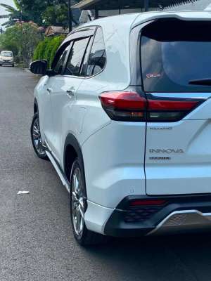 Jual bekas Toyota Kijang Innova 2024 Hybrid,lokasi di Bandung Kota