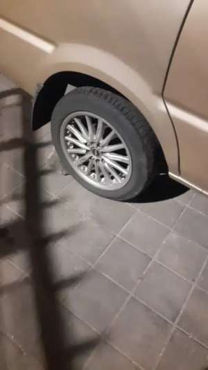 Toyota kijang Lgx , tersedia melalui melalui situs Olx
