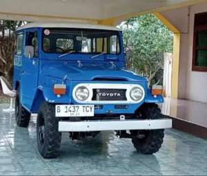 Jual bekas TOYOTA LAND CRUISER FJ40 1978 Blue Biru BU Hardtop 1977 Ori 1979,lokasi di Bandung Kota
