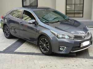 Jual bekas Toyota perimum Corolla Altis 1,8V eksklusif,lokasi di Bekasi Kota
