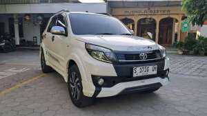Jual bekas Toyota Rush Trds Automatic,lokasi di Madiun Kab.