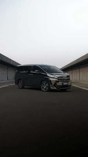 Jual bekas Toyota Vellfire 2018 Black,lokasi di Tangerang Kab.