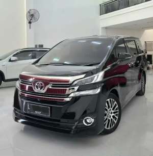 Jual bekas TOYOTA VELLFIRE G ATPM2016 Automatic,lokasi di Surabaya Kota