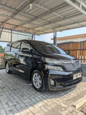 Jual bekas Toyota Vellfire Premium Sound 2010,lokasi di Sleman Kab.