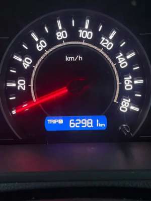 Jual bekas Toyota voxy 2019,lokasi di Makassar Kota
