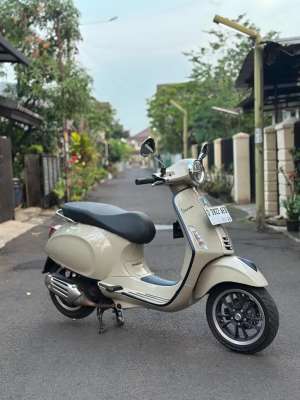 Jual bekas VESPA PRIMAVERA S 150 ABS 2023,lokasi di Bandung Kota