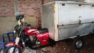 Jual bekas Viar 200L tipe box,lokasi di Surabaya Kota
